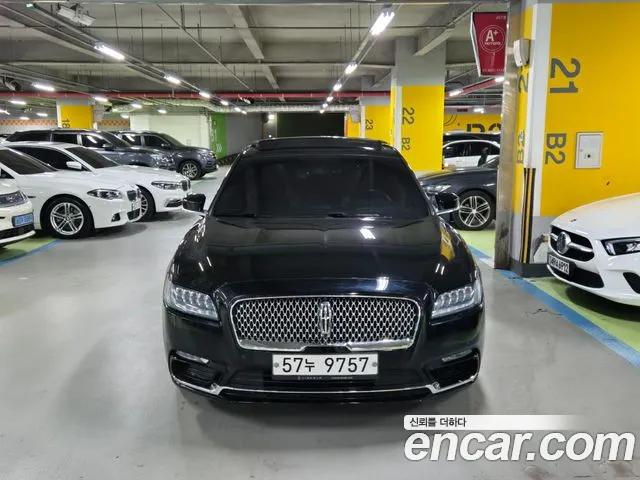 Lincoln Continental 2018 — photo 1