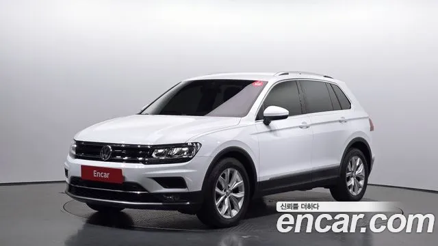 Volkswagen Tiguan 2018 — photo 1