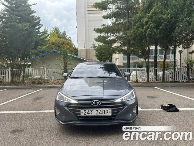 Hyundai AVANTE 2019 — photo 1