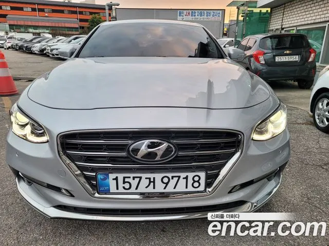 Hyundai Grandeur 2018 — photo 1