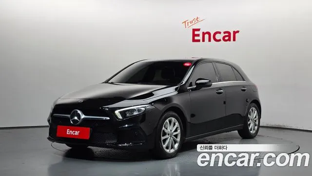 Mercedes-Benz A-Class 2019 — photo 1