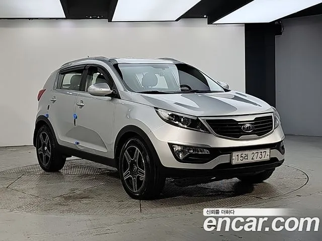 Kia Sportage 2011 — photo 1