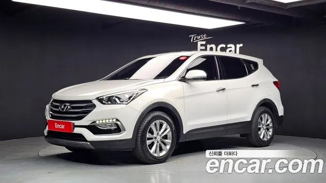 Hyundai Santafe 2016 — photo 1