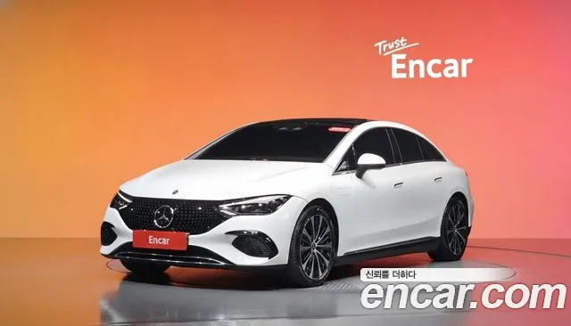 Mercedes-Benz EQE 2023 — photo 1