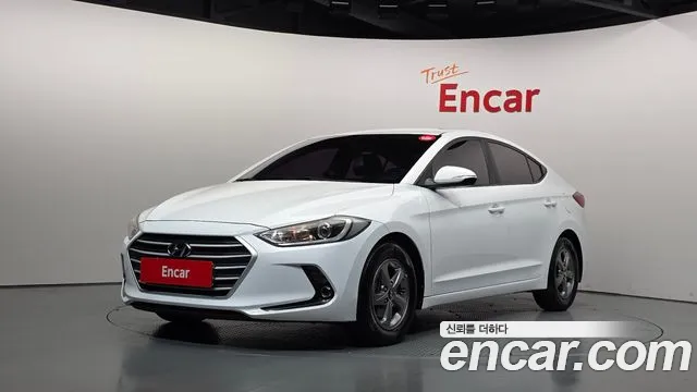 Hyundai AVANTE 2018 — photo 1