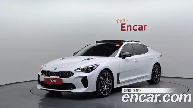Kia Stinger 2021 — photo 1