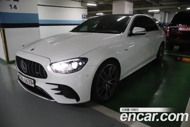 Mercedes-Benz E-Class 2021 — photo 1
