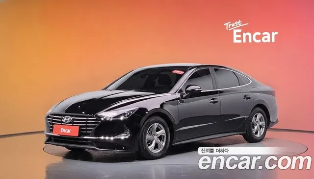 Hyundai Sonata 2022 — photo 1