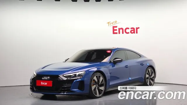 Audi e-tron GT 2022 — photo 1