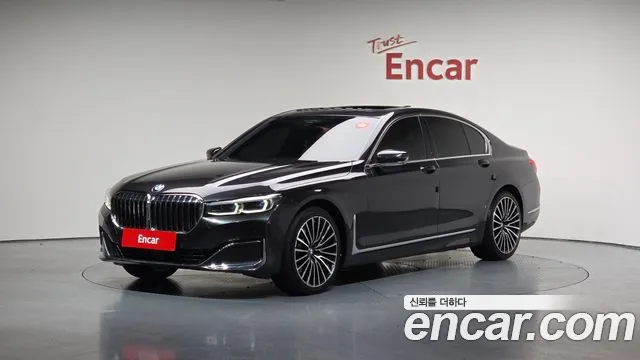BMW 7-Series 2020 — photo 1