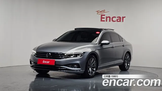Volkswagen Passat 2021 — photo 1