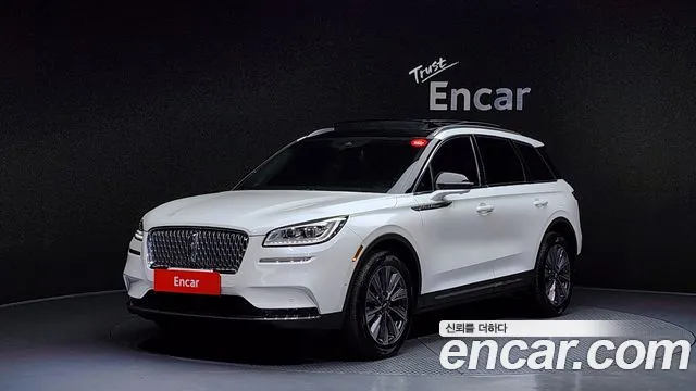 Lincoln Corsair 2021 — photo 1