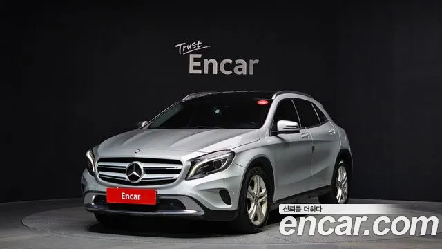 Mercedes-Benz GLA-Class 2015 — photo 1