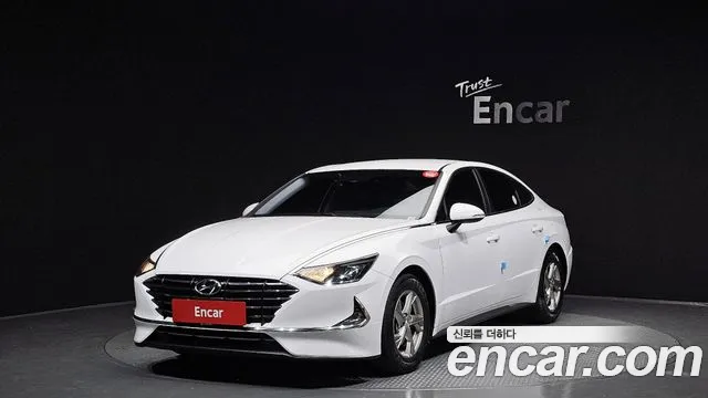 Hyundai Sonata 2022 — photo 1