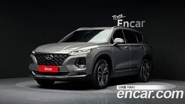 Hyundai Santafe 2019 — photo 1