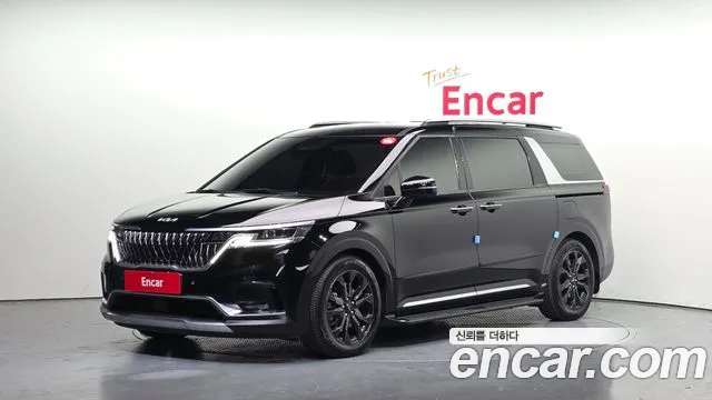 Kia Canival 2021 — photo 1