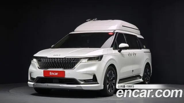 Kia Canival 2022 — photo 1