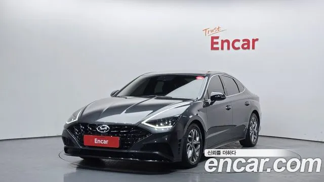 Hyundai Sonata 2022 — photo 1
