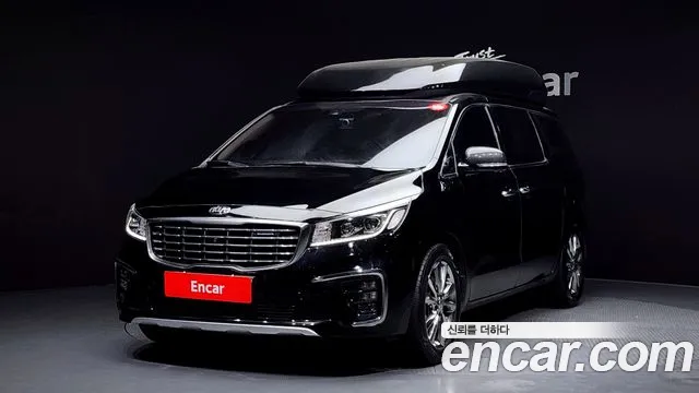 Kia Canival 2019 — photo 1