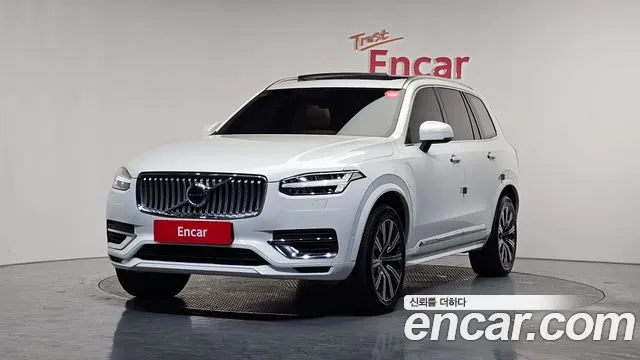 Volvo XC90 2021 — photo 1