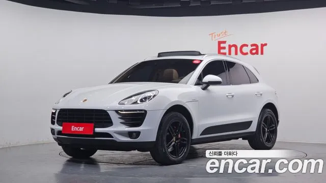 Porsche Macan 2015 — photo 1