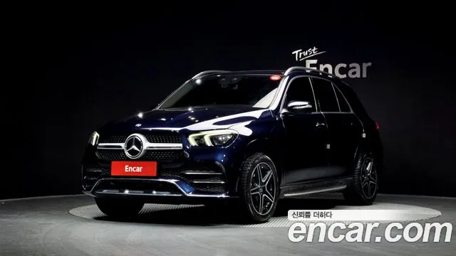 Mercedes-Benz GLE-Class 2019 — photo 1