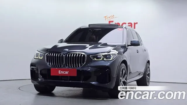 BMW X5 2022 — photo 1