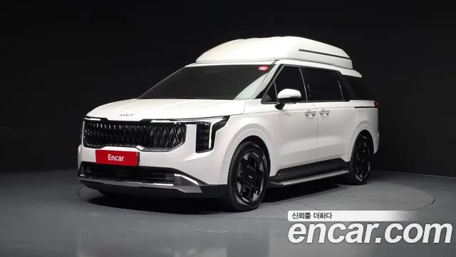 Kia Canival 2025 — photo 1