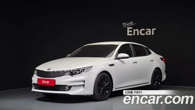 Kia K5 2018 — photo 1