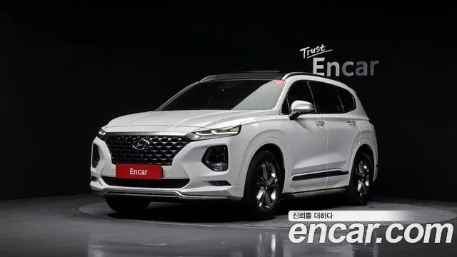 Hyundai Santafe 2019 — photo 1