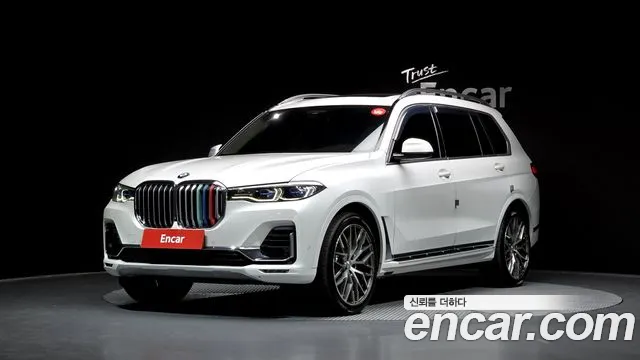BMW X7 2021 — photo 1