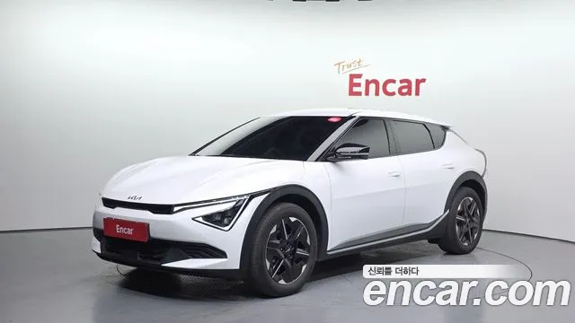 Kia EV6 2025 — photo 1