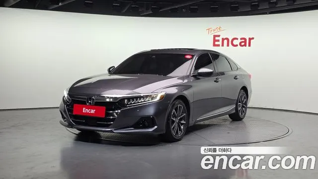 Honda Accord 2021 — photo 1