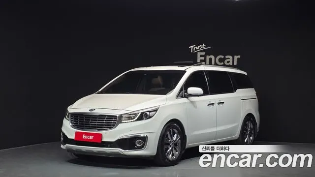 Kia Canival 2017 — photo 1