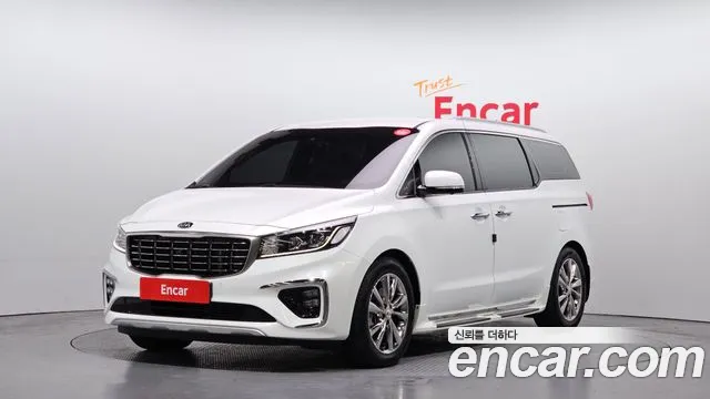 Kia Canival 2019 — photo 1