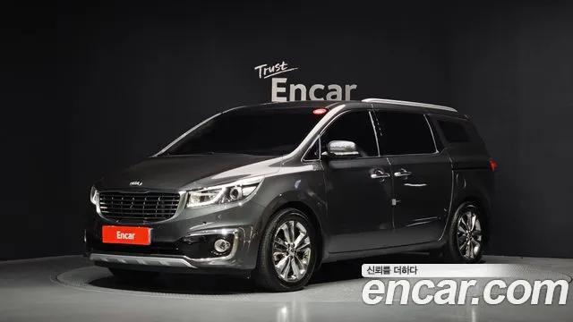 Kia Canival 2018 — photo 1