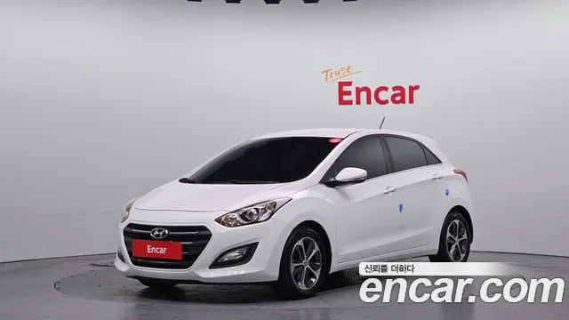 Hyundai i30 2015 — photo 1