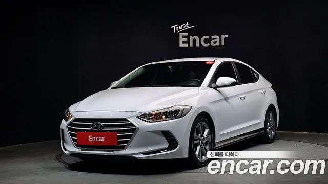 Hyundai AVANTE 2017 — photo 1