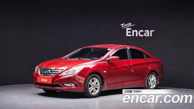 Hyundai Sonata 2010 — photo 1