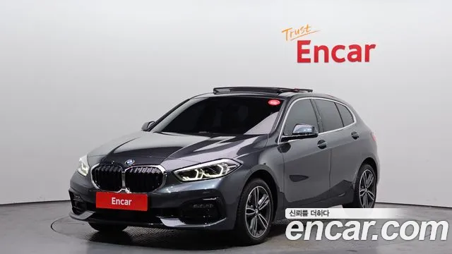BMW 1-Series 2020 — photo 1
