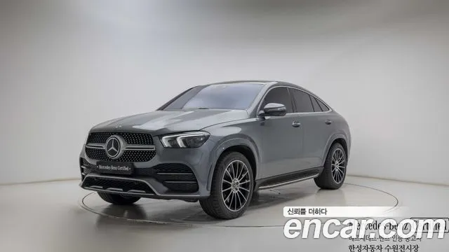 Mercedes-Benz GLE-Class 2022 — photo 1