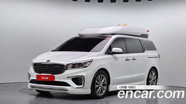 Kia Canival 2019 — photo 1