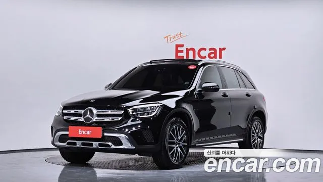 Mercedes-Benz GLC-Class 2021 — photo 1