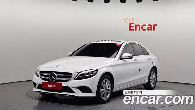 Mercedes-Benz C-Class 2020 — photo 1