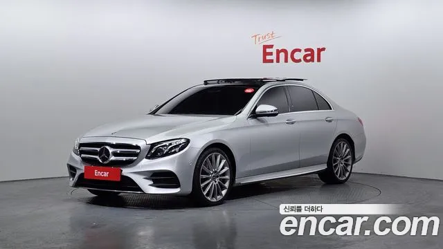 Mercedes-Benz E-Class 2020 — photo 1