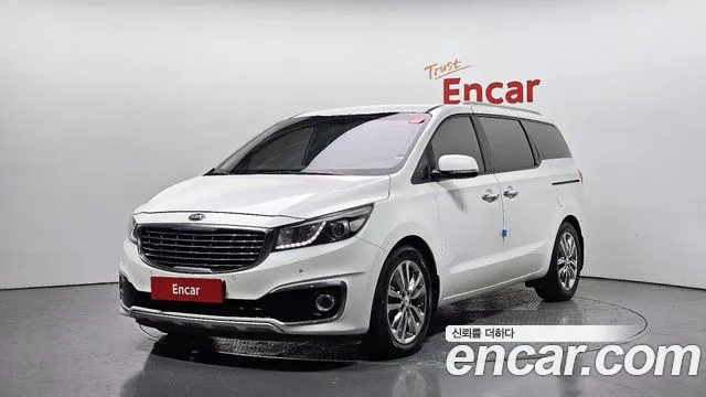Kia Canival 2016 — photo 1