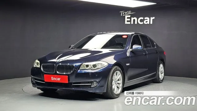 BMW 5-Series 2011 — photo 1