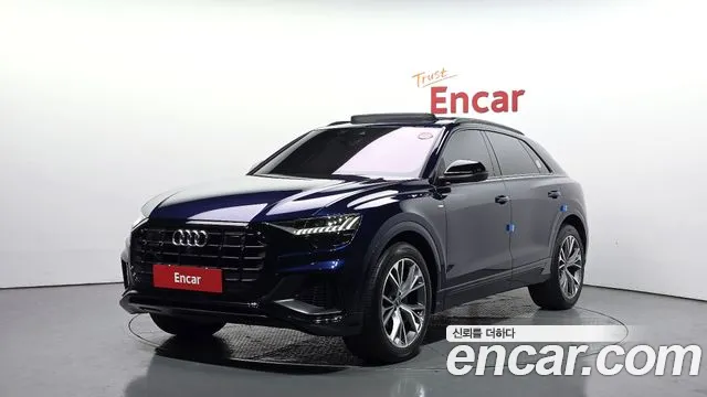 Audi Q8 2022 — photo 1