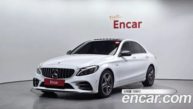 Mercedes-Benz C-Class 2017 — photo 1
