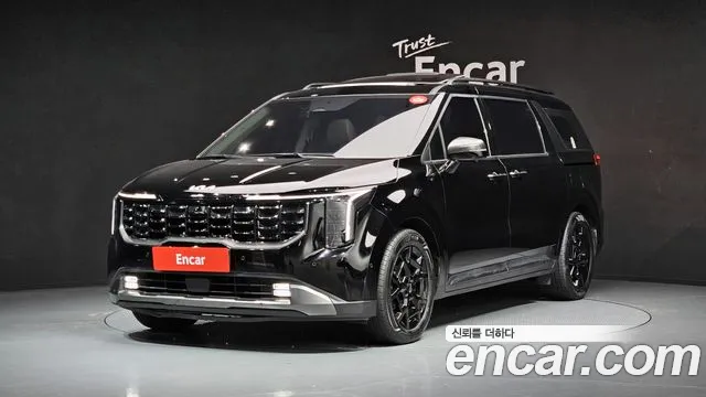 Kia Canival 2025 — photo 1
